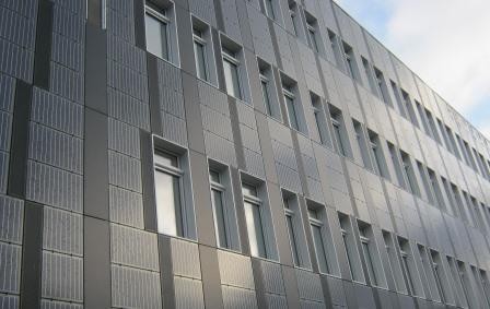 Ti projekter skal udvikle solceller i bygninger